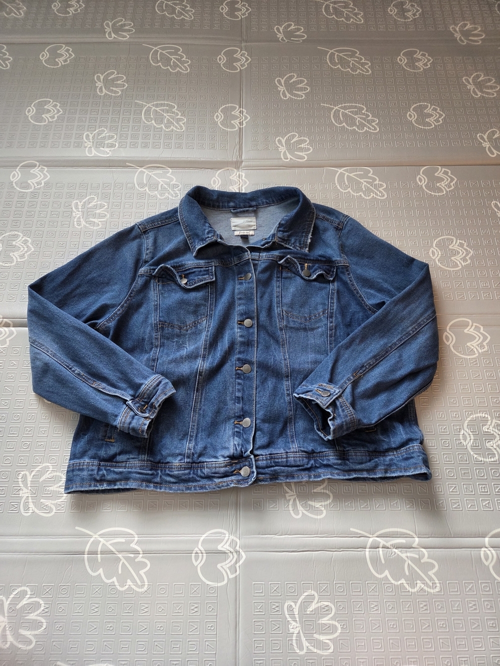 Universal Thread Womens Denim Jean Jacket Freeborn Jacket Classic Fit Size 2XL